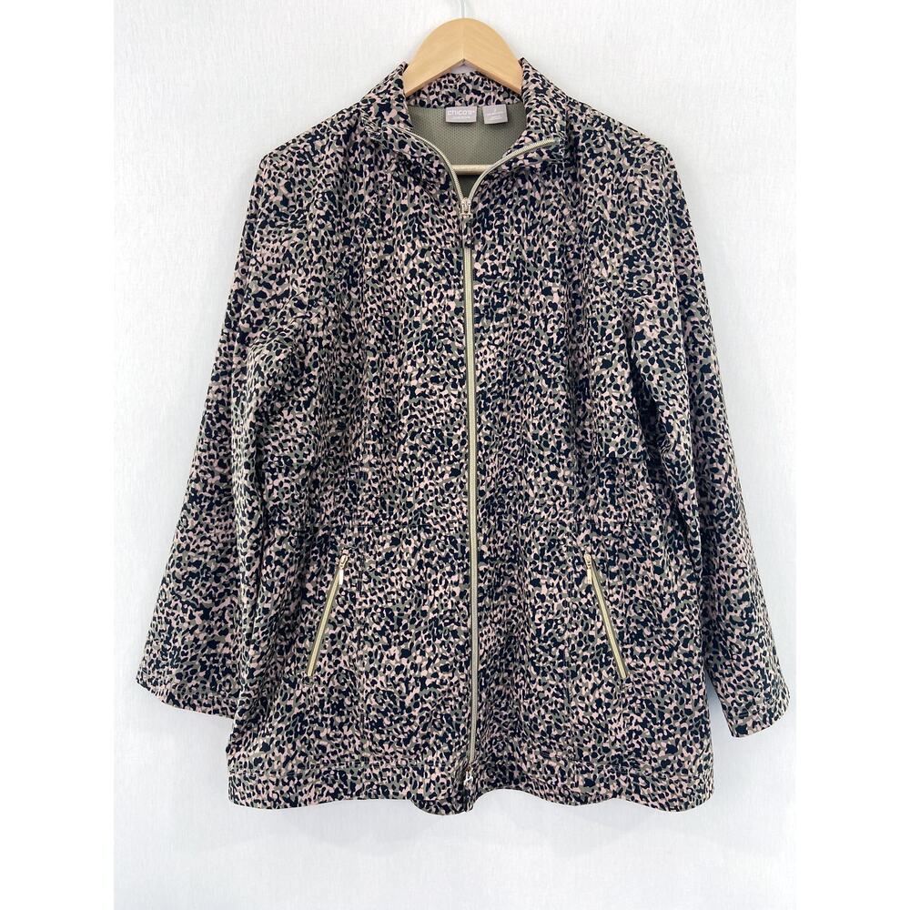 Chico's Zenergy Printed Anorak Jacket sz 12 Camo Animal Print Neema UPF - Picture 2 of 7